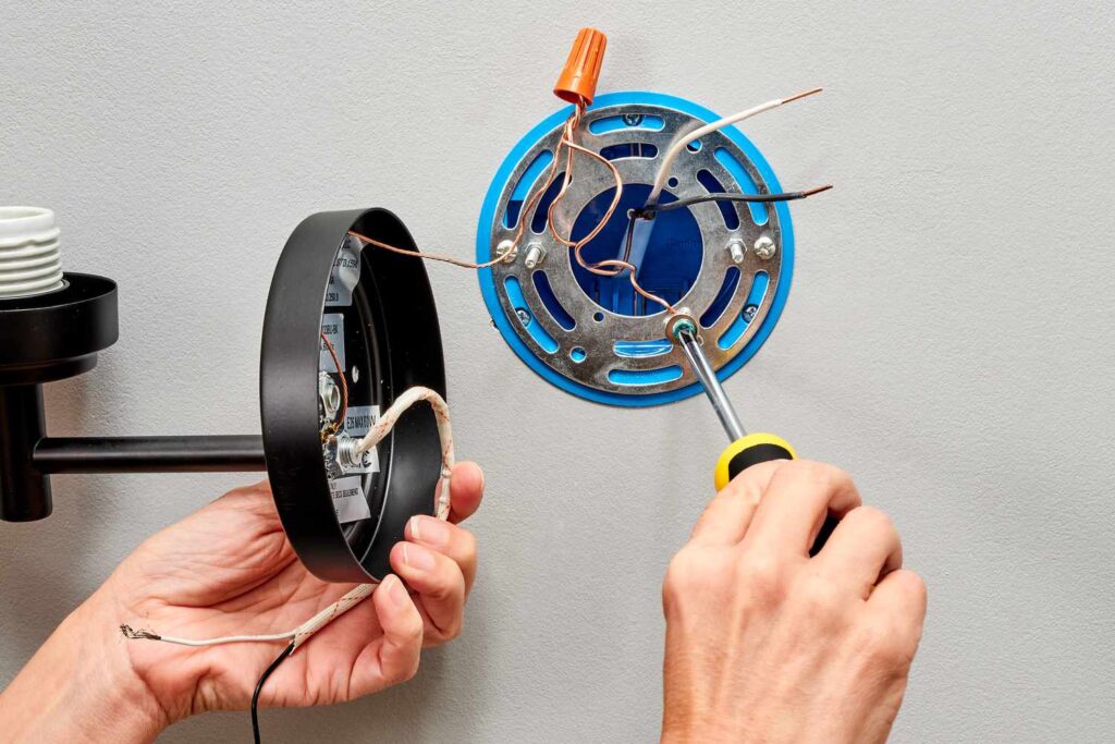 صفر تا 100 روش نصب چراغ دیواری