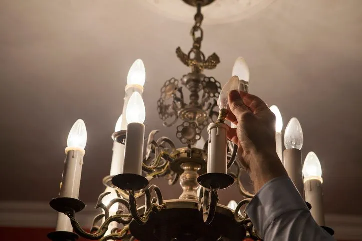 نگهداری لوستر و افزایش طول عمر