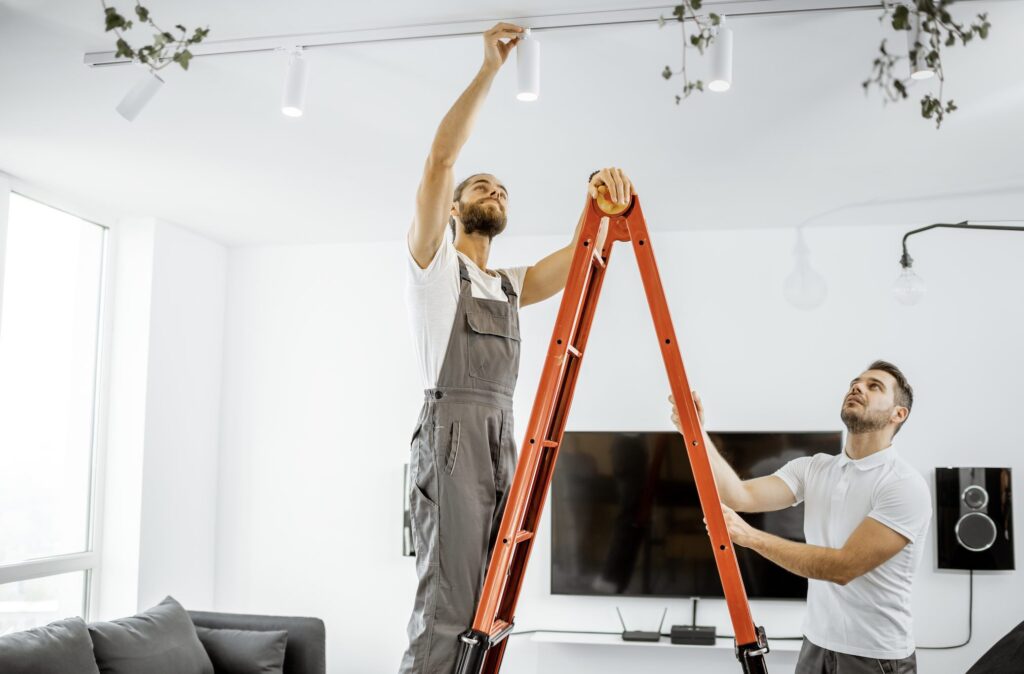 نصاب و تعمیرکار لوستر و روشنایی در تهران